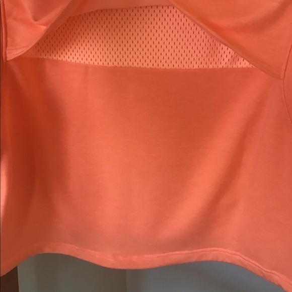 Under Armour loose cowl neck vest - Picture 4 of 4